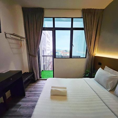Georgetown Inn By Sky Hive Bagian luar foto