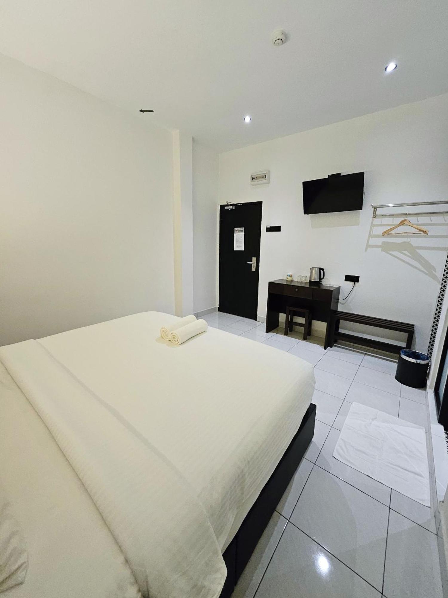 Georgetown Inn By Sky Hive Bagian luar foto