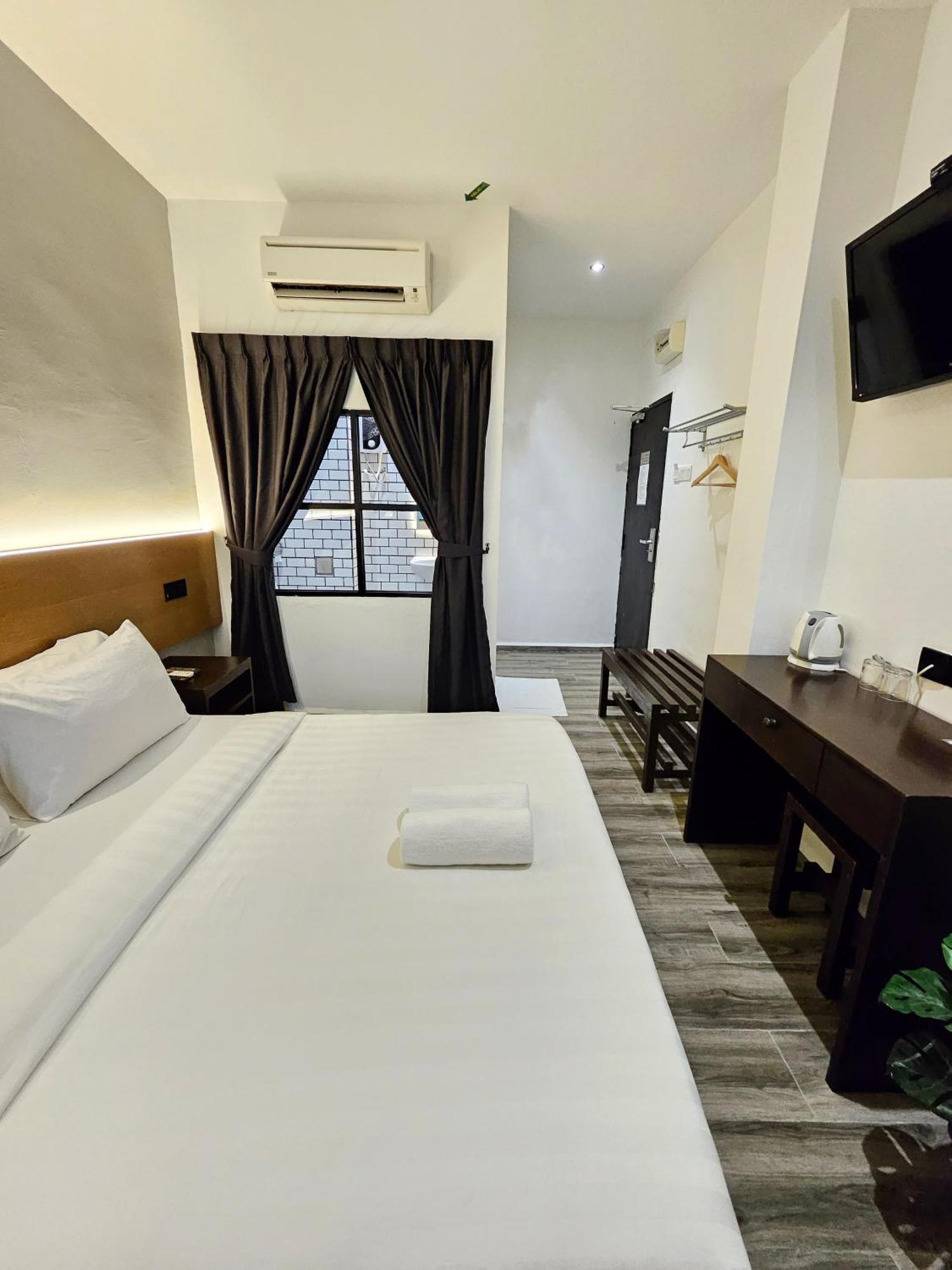 Georgetown Inn By Sky Hive Bagian luar foto