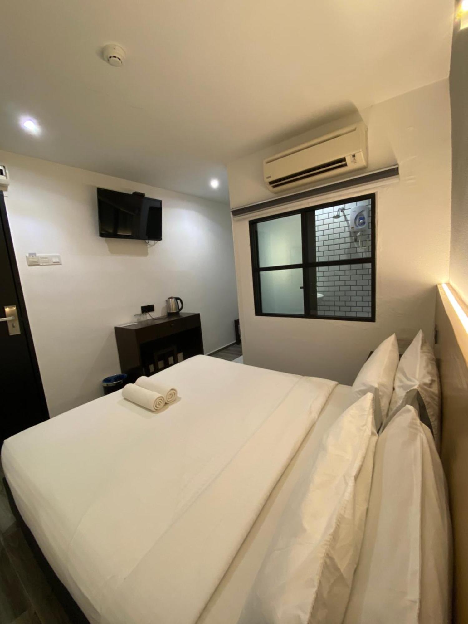 Georgetown Inn By Sky Hive Bagian luar foto