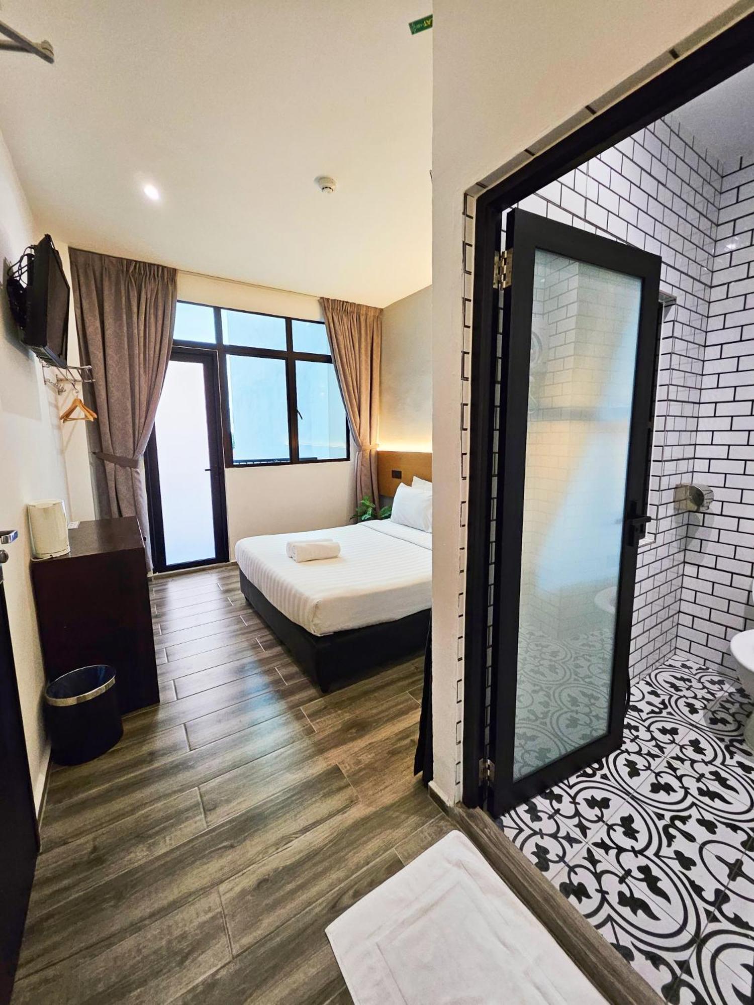Georgetown Inn By Sky Hive Bagian luar foto